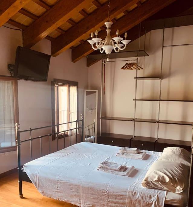 Apartament Benvenuti In Casa Peluca! Mestre Zewnętrze zdjęcie